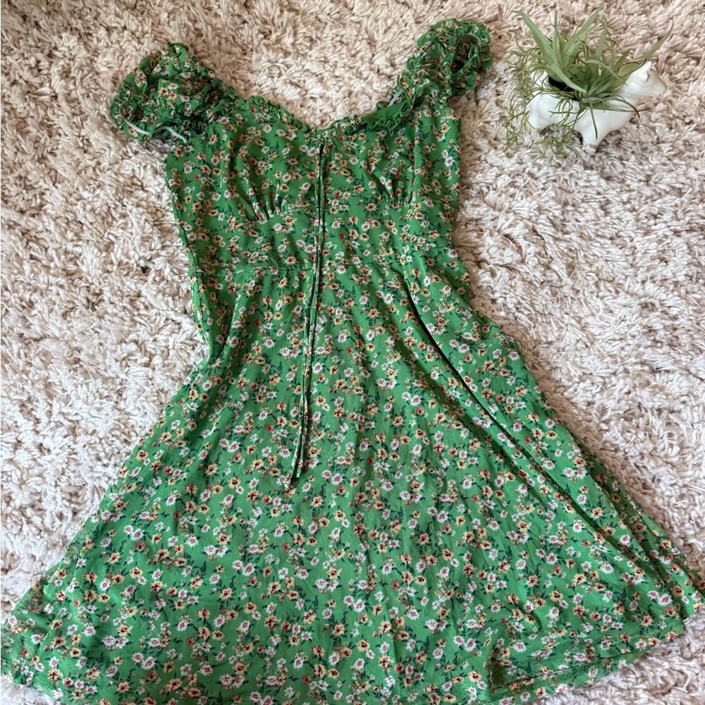 Inspired Hearts Green Floral Midi Dress with Puff Sleeves